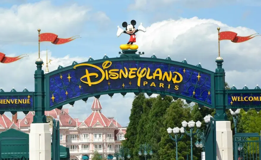 Disneyland Paris - atrakcje, dojazd i plan zwiedzania